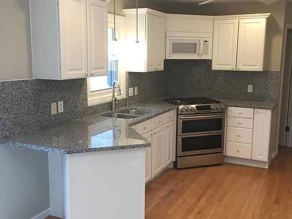 2nd image of 3370 Alden Nash Ave SE