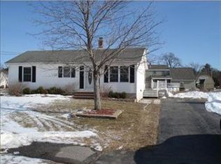 5 Alexander Dr, Biddeford, ME 04005