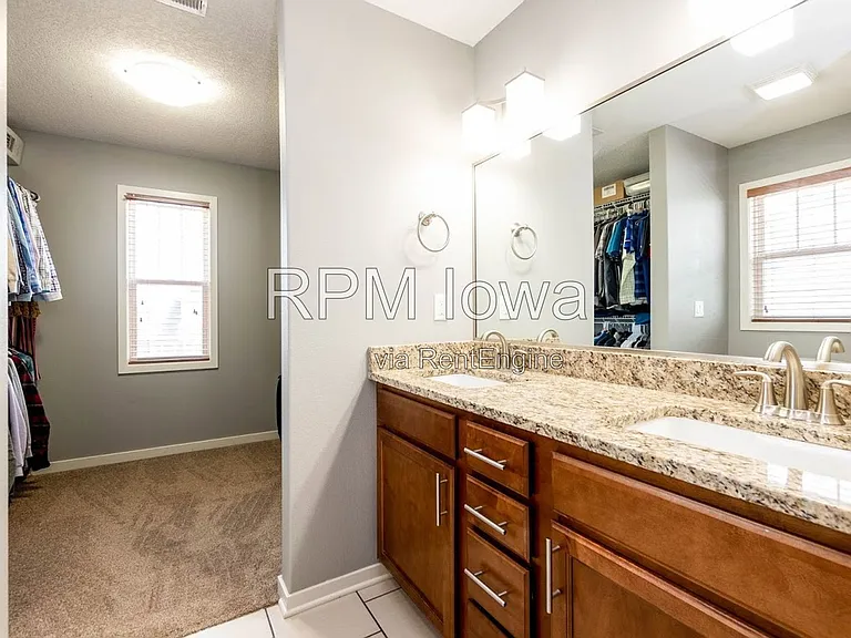 1651 SW Arlan Dr — Photo 21
