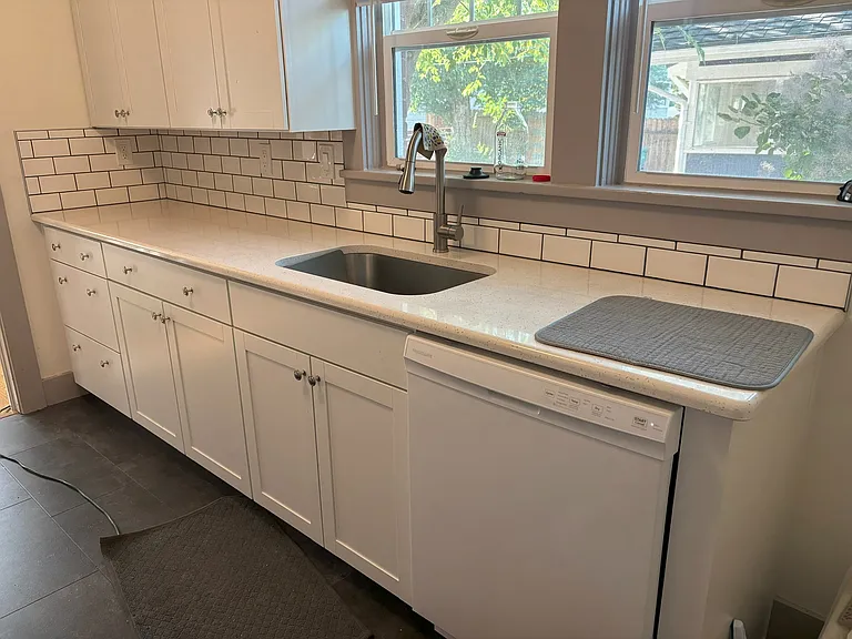 625 Forest St — Photo 15