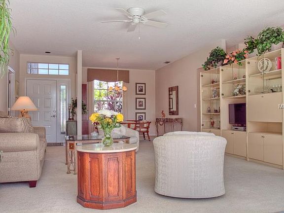 3rd image of 6630 Seven Pines Dr