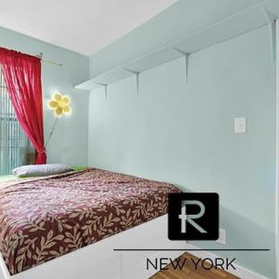 2nd image of 127 Lexington Ave #3FW