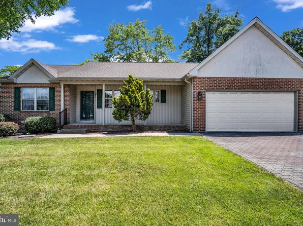 2802 Loman Ave, York, PA 17408