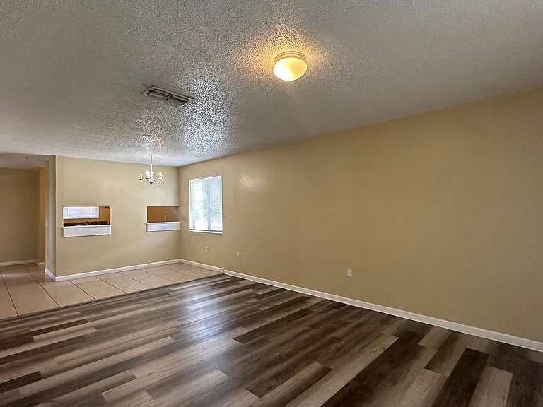 112 Cory Ln — Photo 19