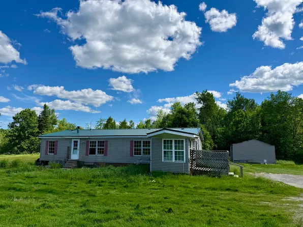 1025 Beans Corner Road, Hartland, ME 04943
