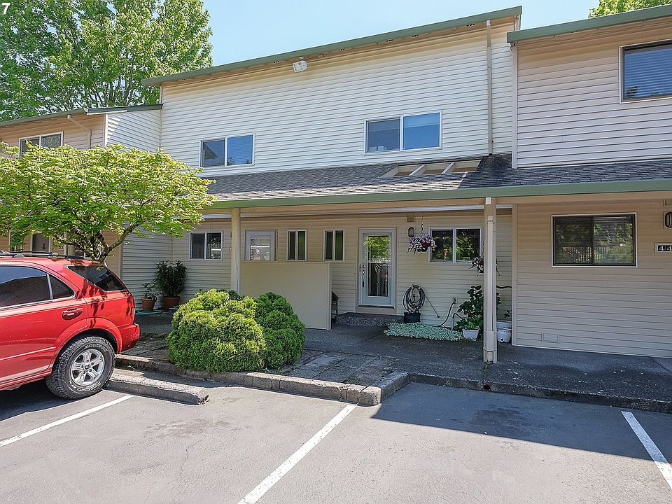 1st image of 440 N Hayden Island Dr