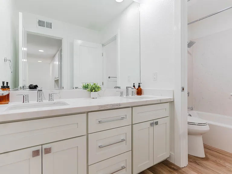 4940 Pasadena Ave #B — Photo 5