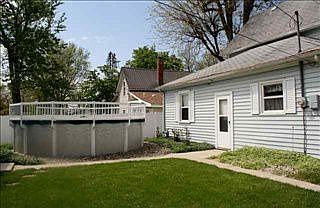 1st image of 608 N Cherry St