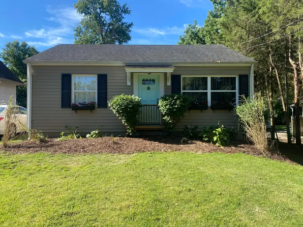 481 E Sharon Rd, Cincinnati, OH 45246