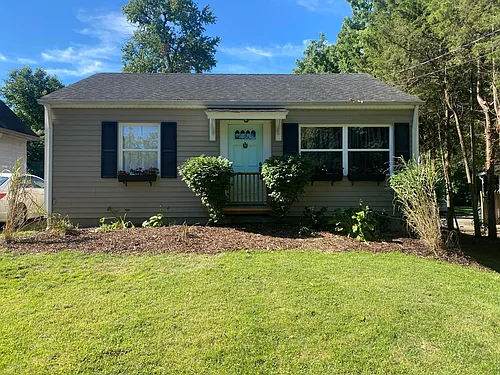 481 E Sharon Rd Photo 1