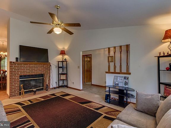 4th image of 5400 Hogan Ct