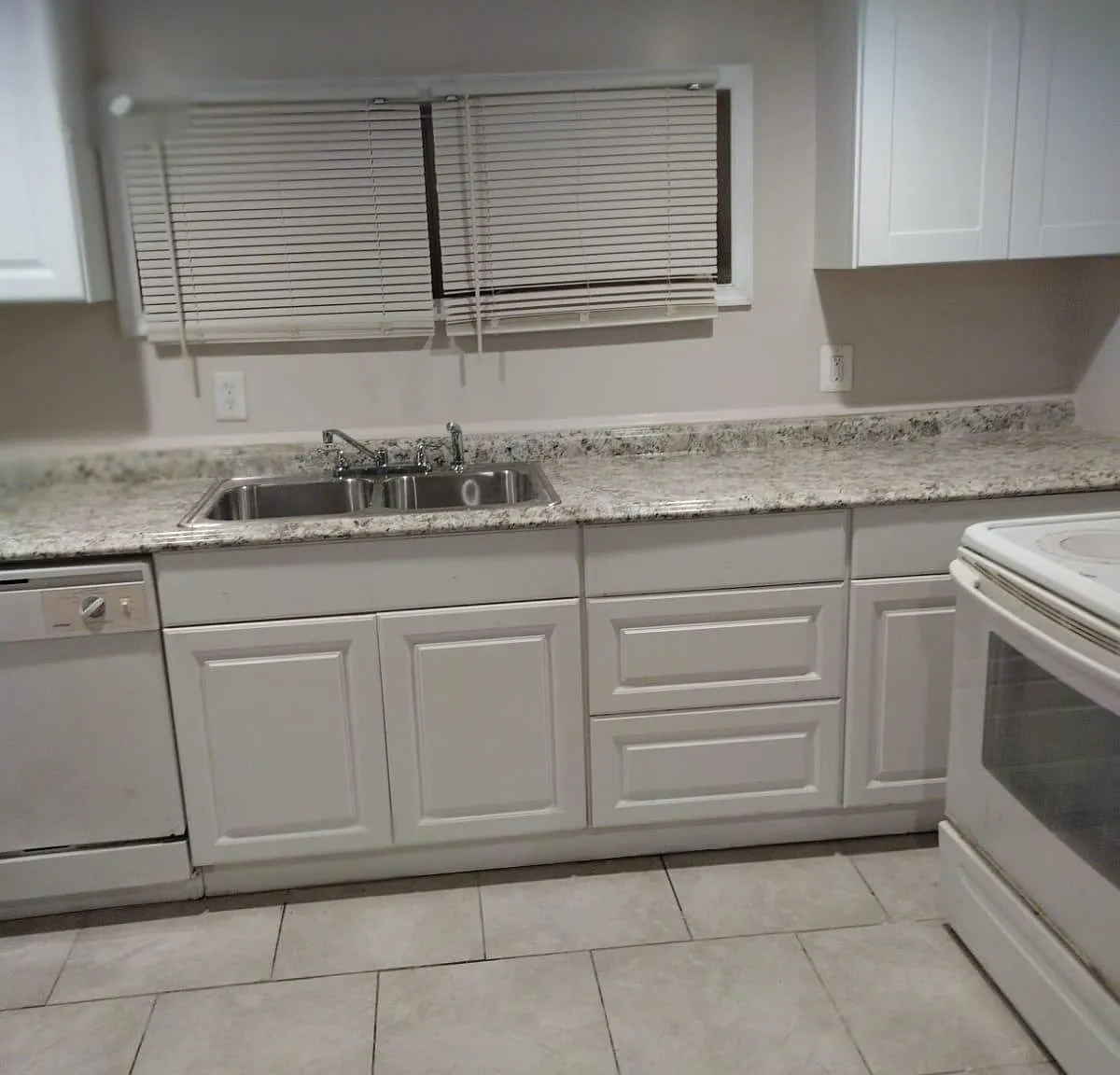 6337 Gardenia St — Photo 1