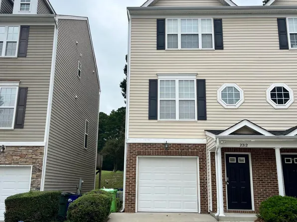 2212 Persimmon Ridge Dr, Raleigh, NC 27604