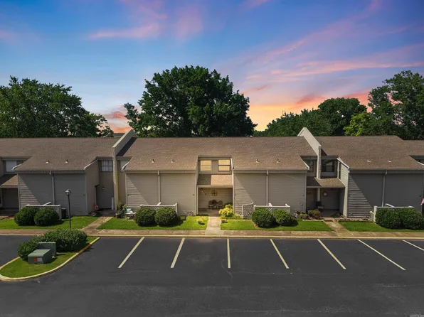 135 Hillview Dr APT 35, Fairfield Bay, AR 72088