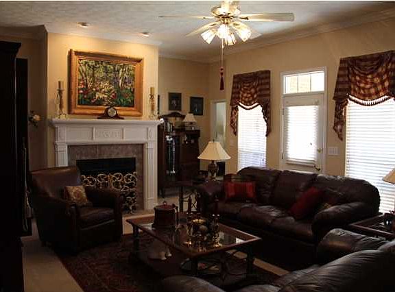 5th image of 8530 Hampshire Dr