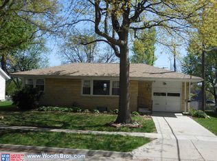 1725 Connie Rd, Lincoln, NE 68502