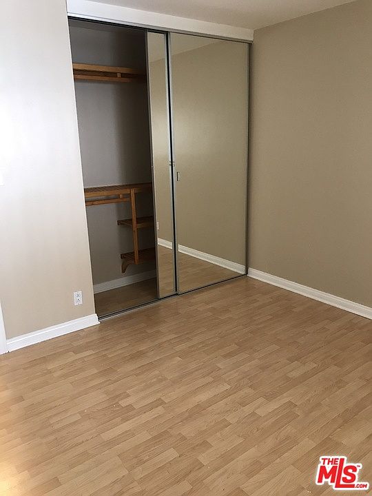 1st image of 6238 Whitsett Ave
