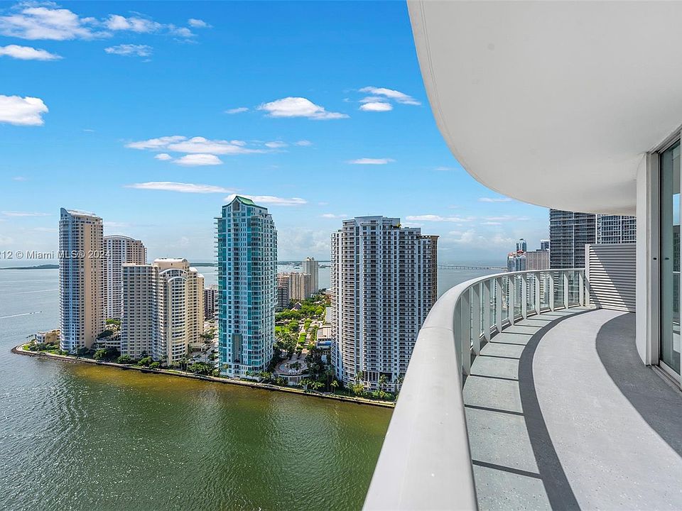 1st image of 300 S Biscayne Blvd #T-2910