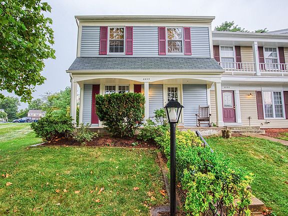 3rd image of 3235 Tayloe Ct