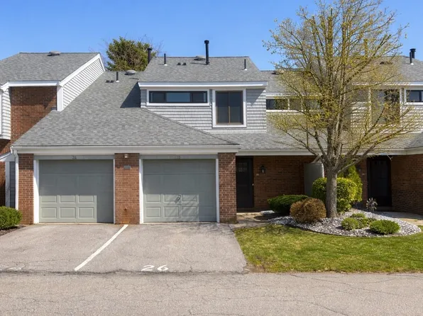 26 Laurelwood Dr Unit 26, Stoughton, MA 02072
