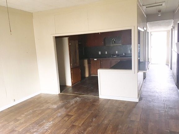 Additional Living Room