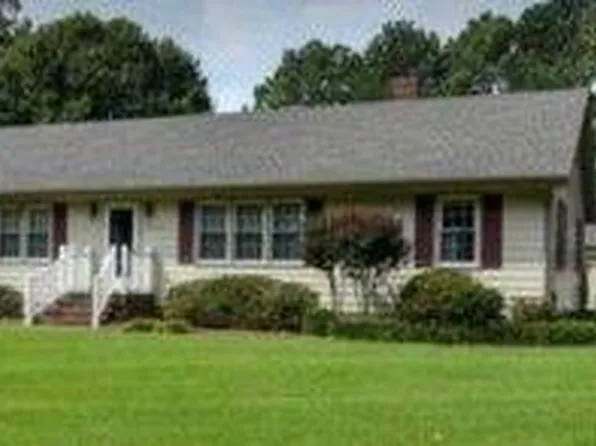 23246 Courthouse Ave, Accomac, VA 23301