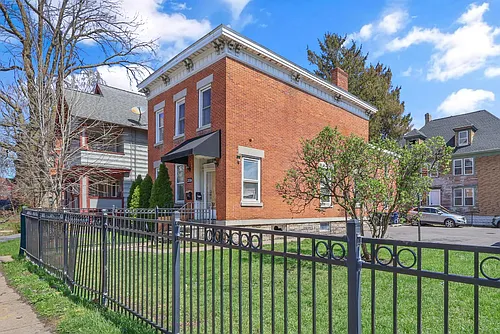 202 N Townsend St #A Photo 1