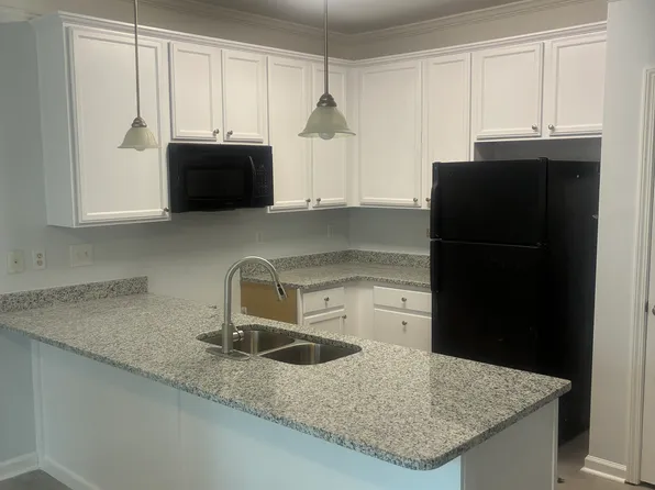 5078 Lower Elm St, Atlanta, GA 30349