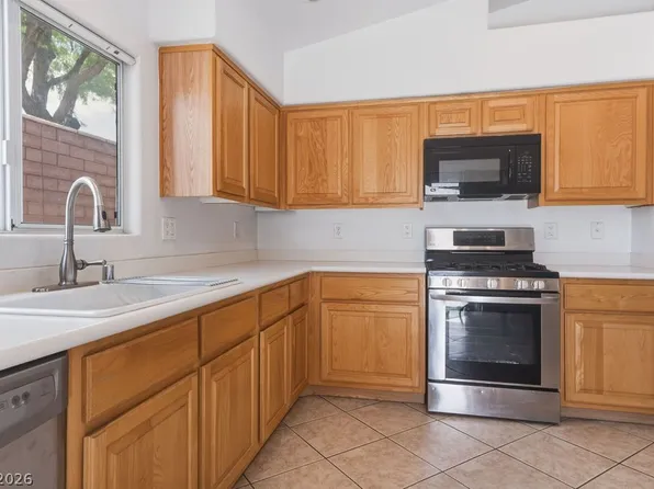 8594 Dyker Heights Ave, Las Vegas, NV 89178
