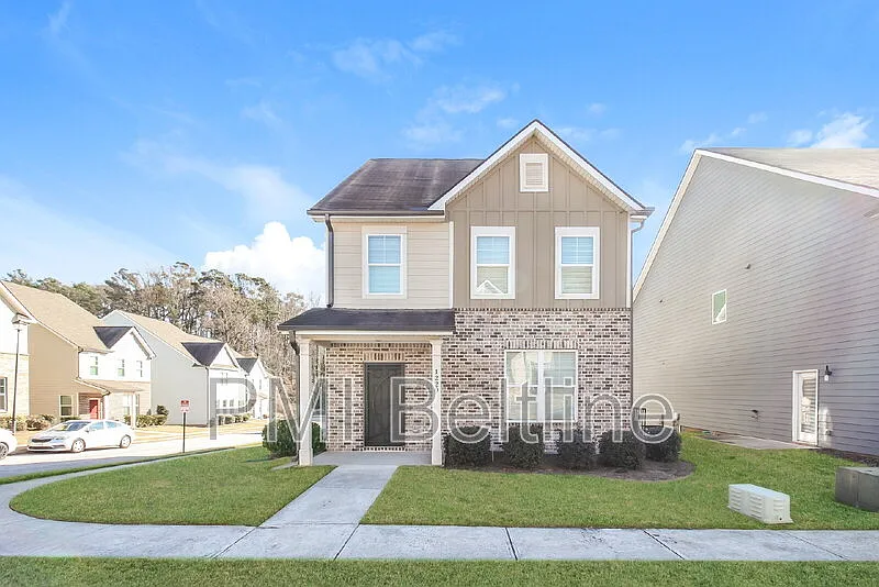 1220 Hawthorne Trl photo 1