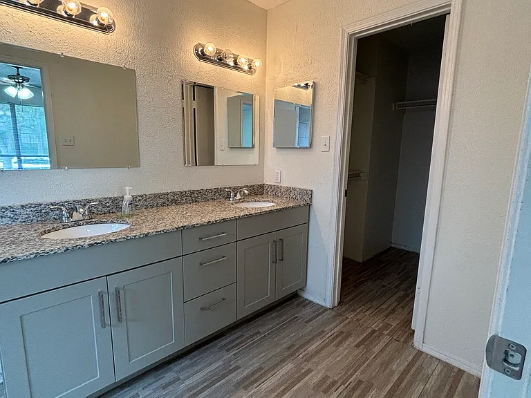 407 Sims Dr — Photo 4