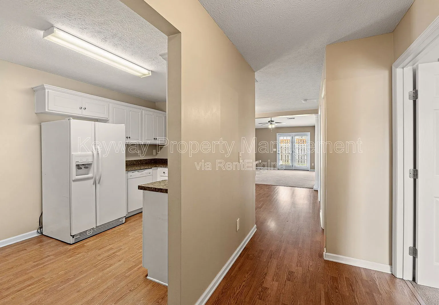 2 bed, 2.0 bath, 1105 sqft, $1,245 — Photo 3