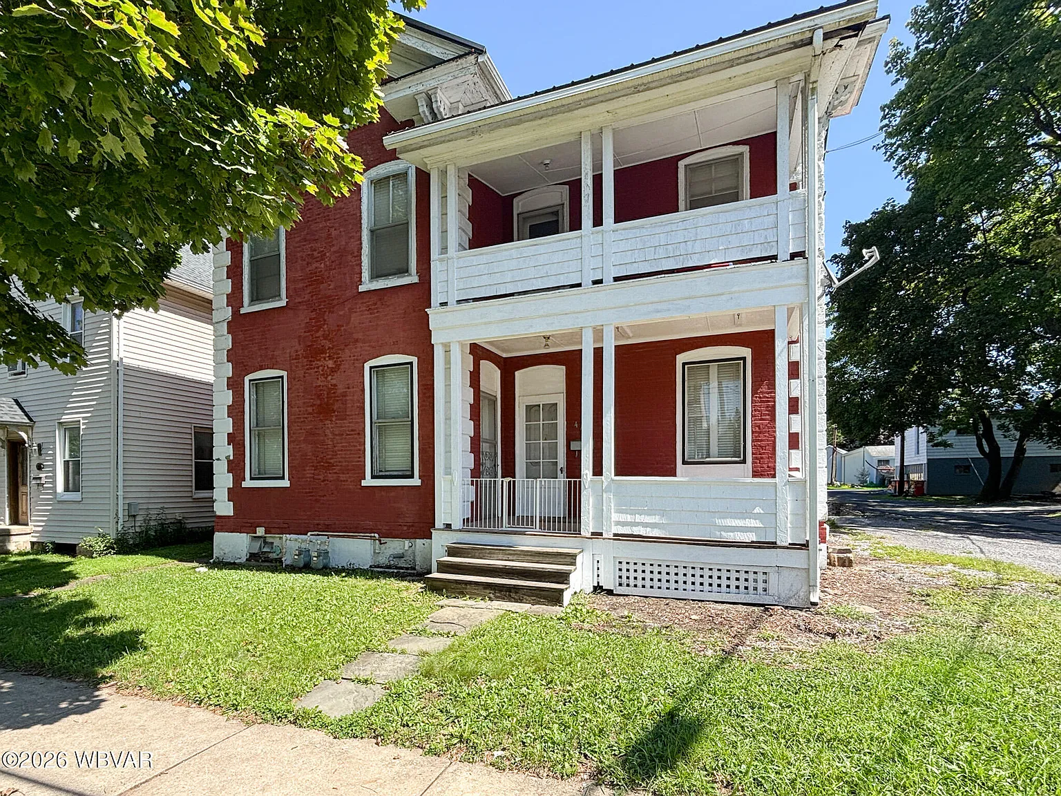 2 bed, 1.0 bath, 1479 sqft, $950 — Photo 2