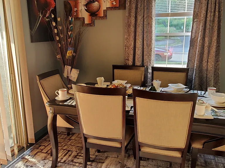 24 Cayuga Ct — Photo 8