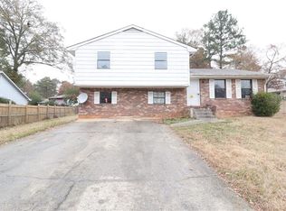 7088 Eunice Dr, Riverdale, GA 30274