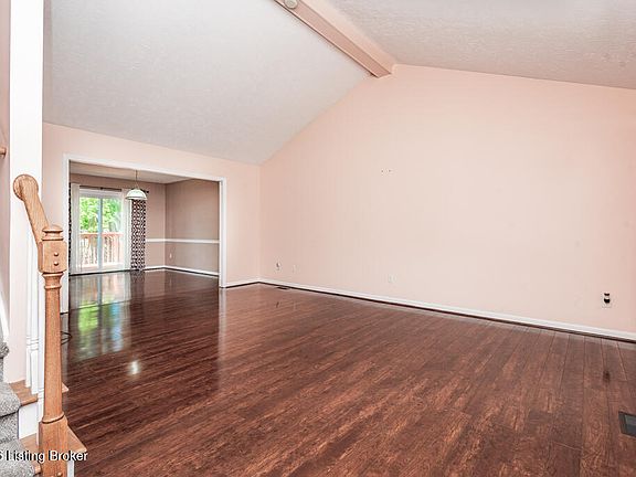 5th image of 11813 Oak Bay Dr