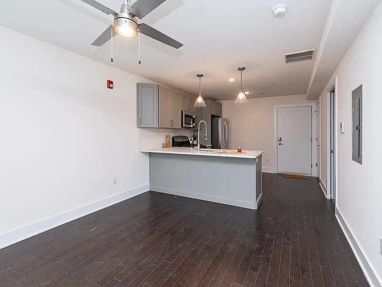 2445 N Front St #3 — Photo 26