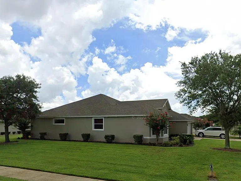 281 Perfect Dr — Photo 3