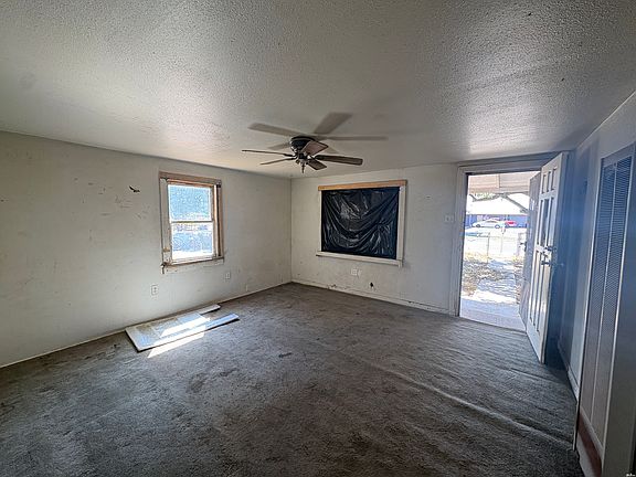 4th image of 1005 E Bland St