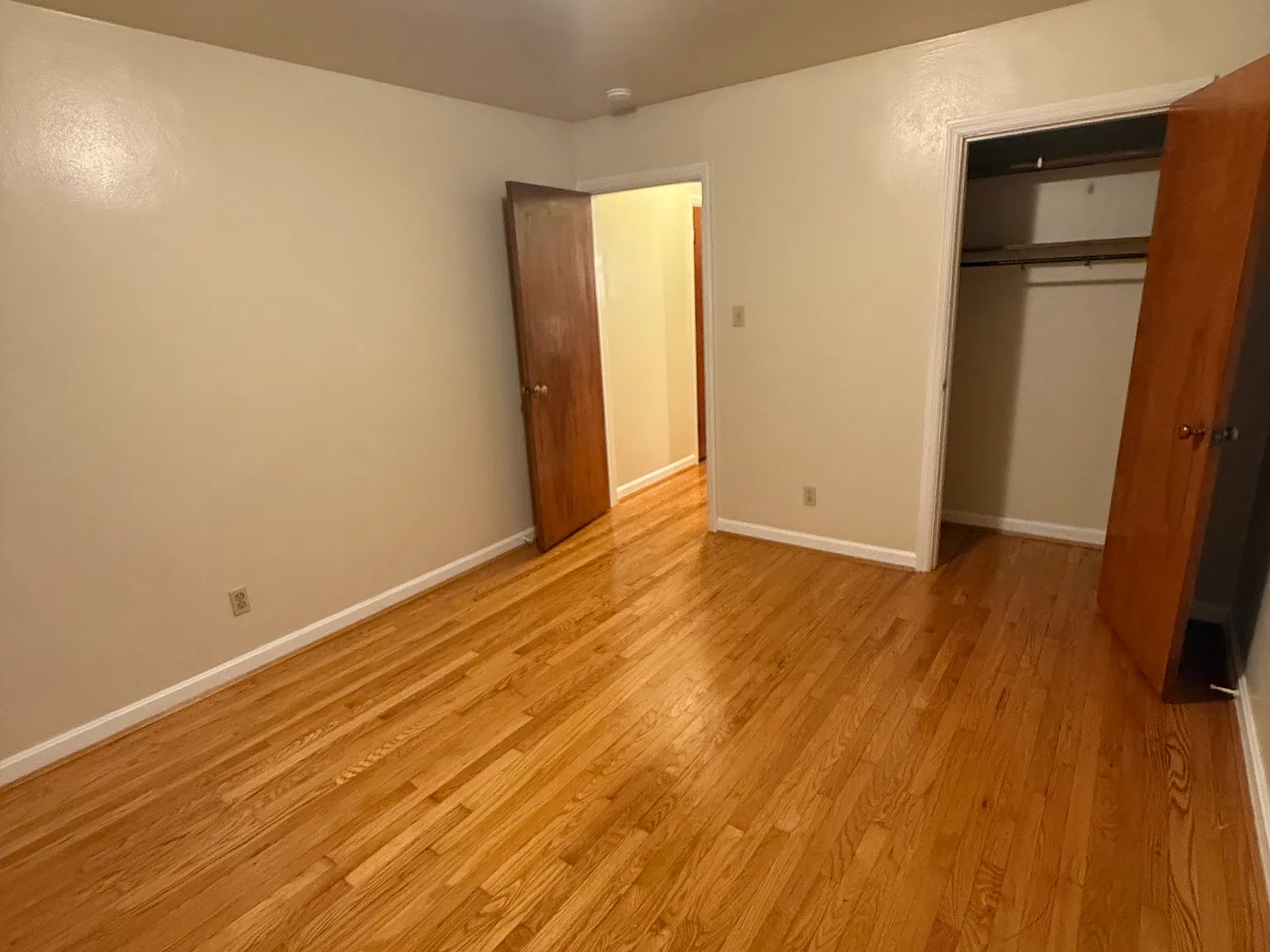 1 bed, 750 sqft, $975 — Photo 3