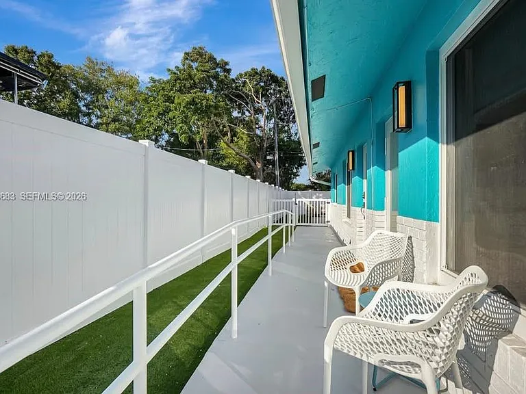 1319 SW 30th St #A — Photo 17