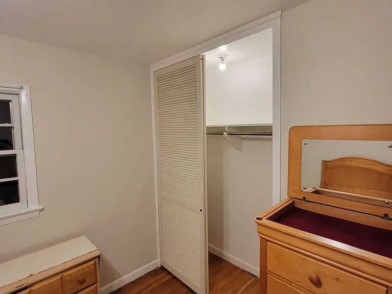 100 Archer Rd #C — Photo 6