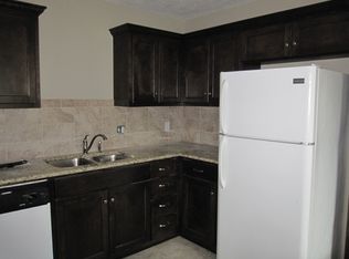 8009 S 49th St APT 2, Omaha, NE 68157