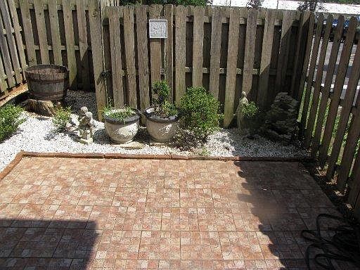 2nd image of 6525 Deane Hill Dr APT 28