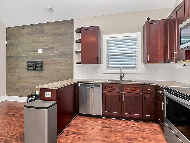 2508 Booker Ave — Photo 12