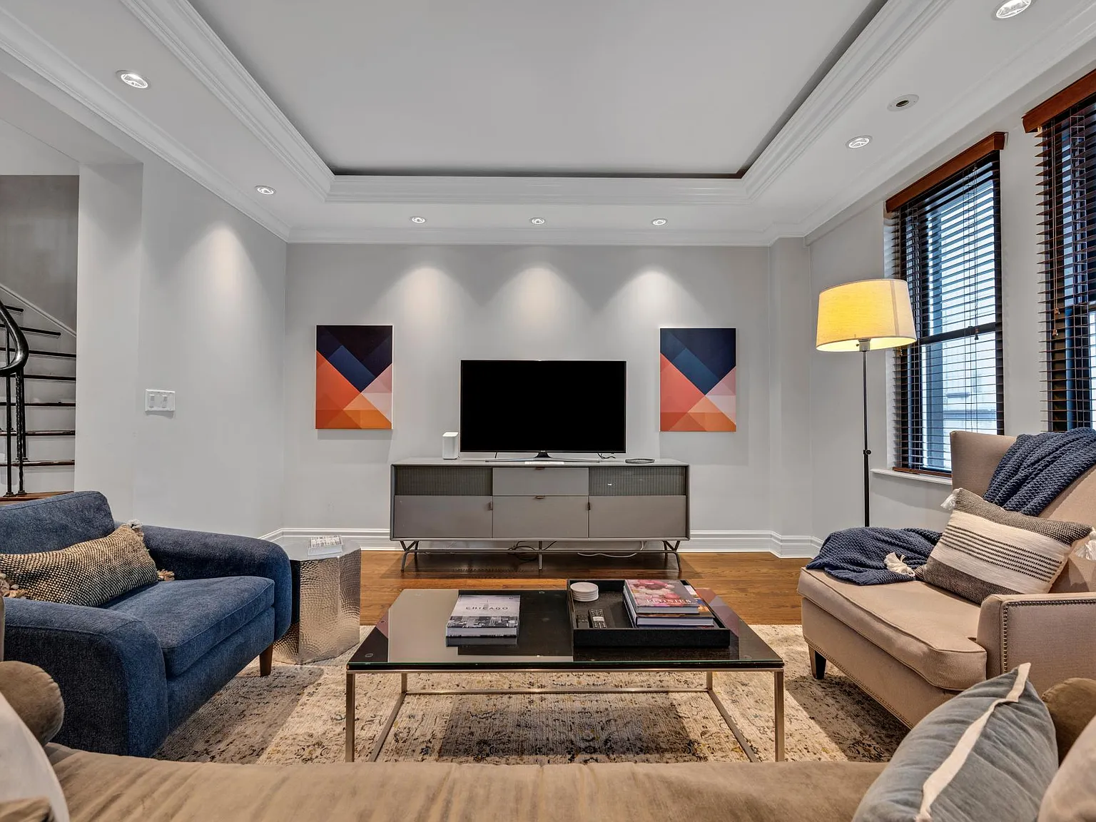 The Walton Residence — Photo 1