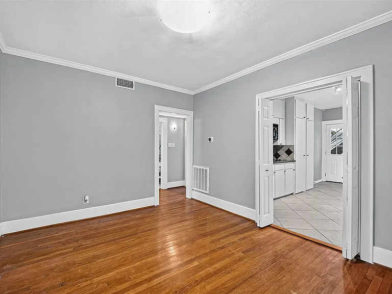 1758 Hawthorne St #1 — Photo 6