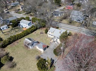5 Ridgefield Rd, Wayland, MA 01778
