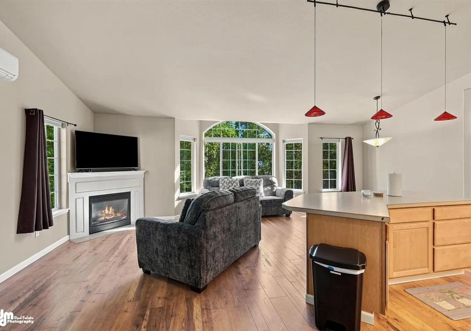 Centrally located Wasilla townhome! — Photo 3