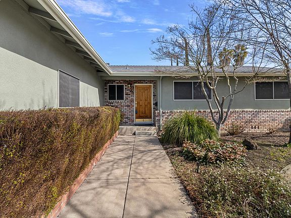 4th image of 1428 Kent Way